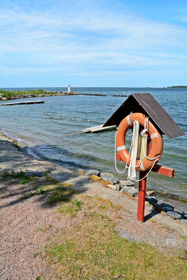 Bild från Harrström badstrand / Kuva Harrströmin uimarannalta Bild från Harrström badstrand / Kuva Harrströmin uimarannalta
