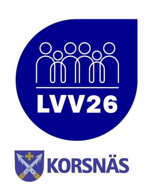 Korsnäs kommun kommer att delta i den landsomfattande beredskapsövningen som genomförs under tiden 29.09 – 1.10.2026.

Det är en riksomfattande beredskapsövning, LVV26, som ordnas av Tillstånds- och tillsynsverket. Över 400 centrala aktörer inom statsförvaltningen, regional och lokal beredskap och säkerhet från olika delar av landet deltar i den omfattande övningen med betydande verkningar. Temat för beredskapsövningen är befolkningsskyddet. Övningen stärker samhällets förmåga att fungera i störningssituationer under normala förhållanden och under undantagsförhållanden.

Eftersom övningen genomförs med befintliga resurser under tjänstetid så kan personalen främst på kommunkansliet vara svåra att nå under dessa dagar, vi beklagar eventuella störningar!

Läs mer: https://lvv.fi/sv/beredskap/beredskapsovningar. 
-----------

Korsnäsin kunta osallistuu valtakunnalliseen valmiusharjoitukseen, joka järjestetään 29.9.–1.10.2026.

Kyseessä on valtakunnallinen valmiusharjoitus LVV26, jonka järjestää Lupa- ja valvontavirasto. Laajaan ja vaikutuksiltaan merkittävään harjoitukseen osallistuu yli 400 keskeistä toimijaa valtionhallinnosta sekä alueellisesta ja paikallisesta varautumis- ja turvallisuustoiminnasta eri puolilta maata. Valmiusharjoituksen teemana on väestönsuojelu. Harjoitus vahvistaa yhteiskunnan toimintakykyä normaaliolojen häiriötilanteissa sekä poikkeusoloissa.

Koska harjoitus toteutetaan olemassa olevin resurssein virka-aikana, erityisesti kunnanviraston henkilöstö voi olla tavallista vaikeammin tavoitettavissa näiden päivien aikana. Pahoittelemme mahdollisia häiriöitä!

Lue lisää: www.lvv.fi/varautuminen/valmiusharjoitukset.