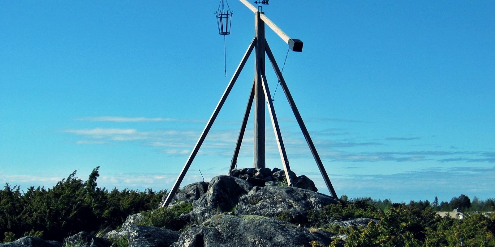 Bild från Molpehällorna / Kuva Molpeen kalliolta Bild från Molpehällorna / Kuva Molpeen kalliolta